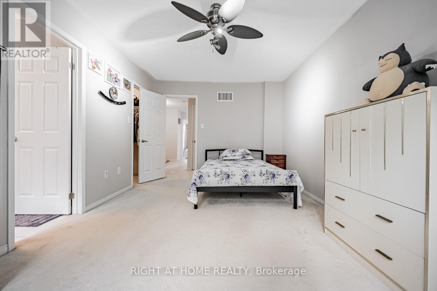 33 Promenade Trail, Halton Hills, Ontario  L7G 0G8 - Photo 16 - W12361899
