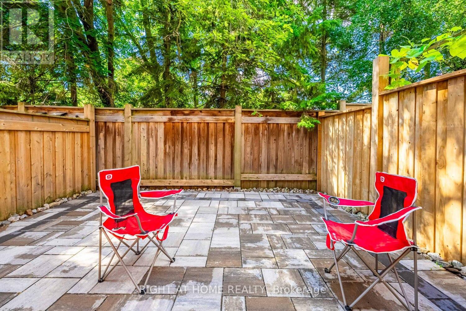 33 Promenade Trail, Halton Hills, Ontario  L7G 0G8 - Photo 30 - W12361899