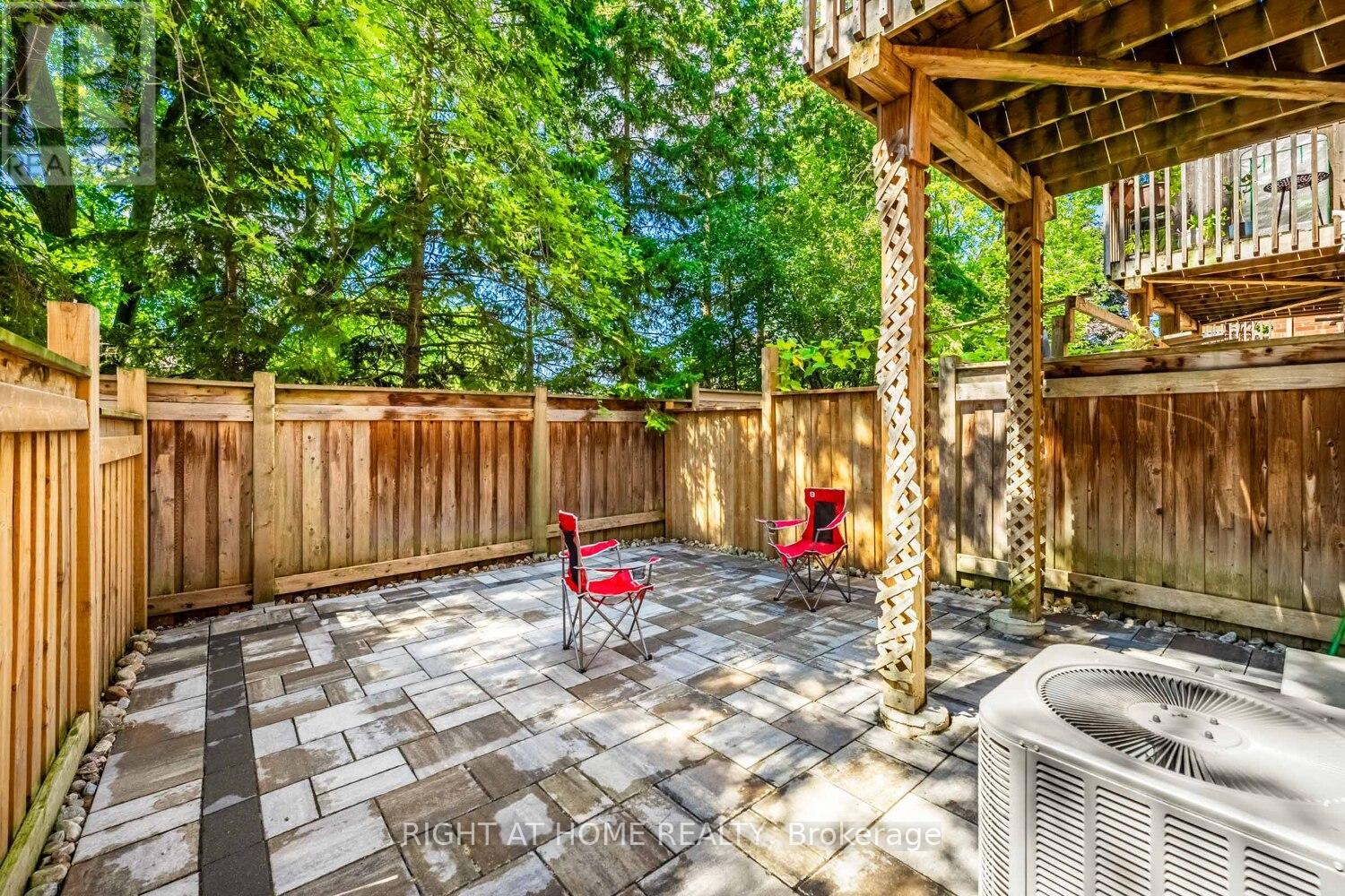 33 Promenade Trail, Halton Hills, Ontario  L7G 0G8 - Photo 32 - W12361899