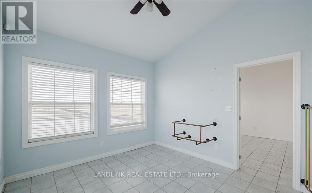 12933 Graham Road, West Elgin, Ontario  N0L 2P0 - Photo 11 - X12361895