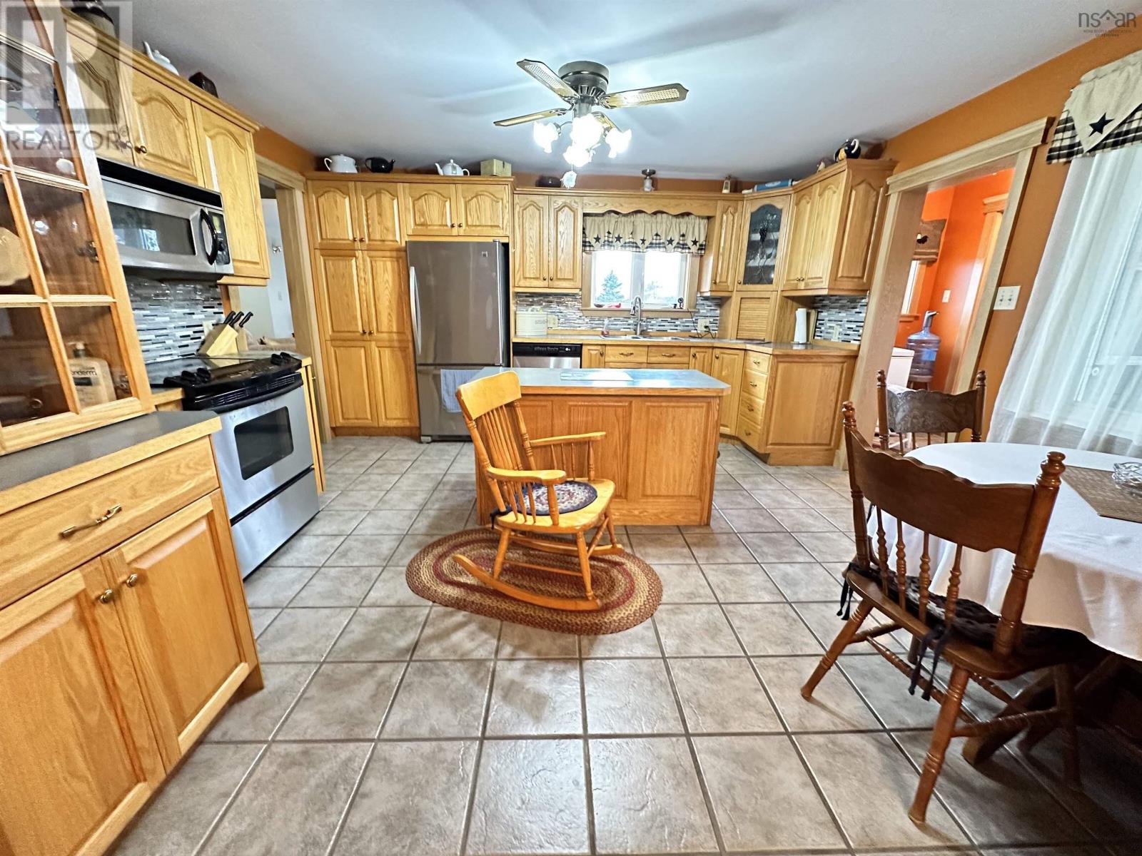 919 Malay Falls Lochaber Mines Road, Lochaber Mines, Nova Scotia  B0J 3B0 - Photo 10 - 202516341