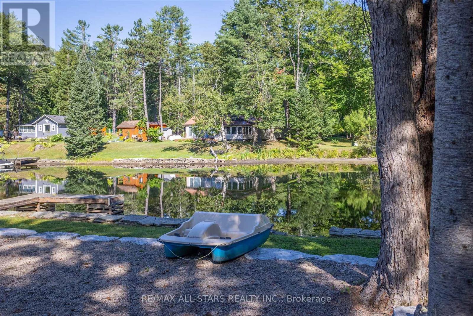 11 Little Bay Drive, Kawartha Lakes, Ontario  K0M 2L0 - Photo 10 - X12361953