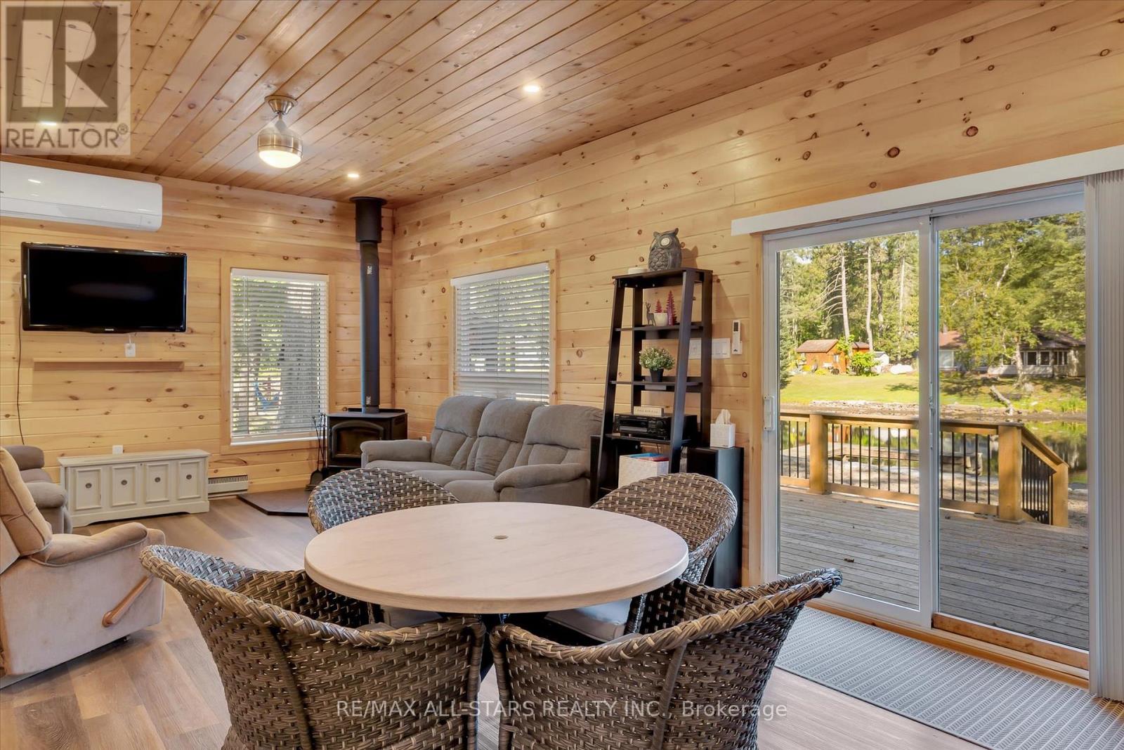 11 Little Bay Drive, Kawartha Lakes, Ontario  K0M 2L0 - Photo 22 - X12361953