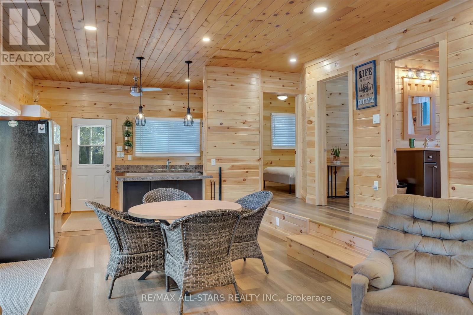 11 Little Bay Drive, Kawartha Lakes, Ontario  K0M 2L0 - Photo 25 - X12361953