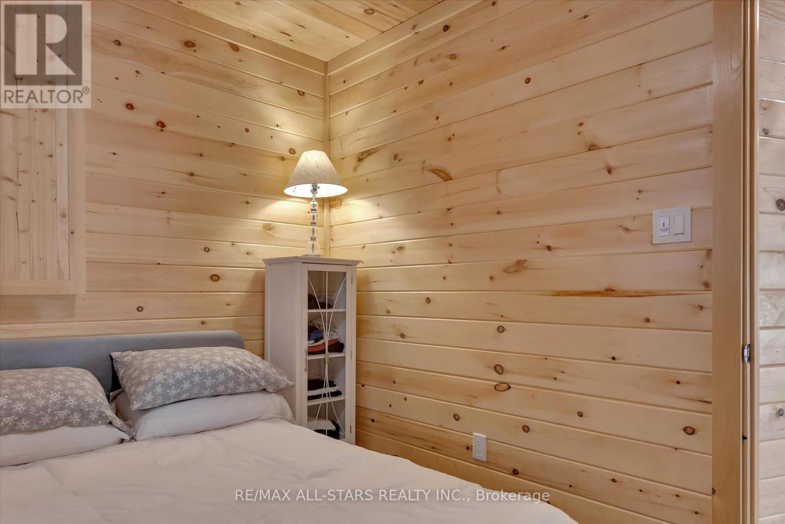 11 Little Bay Drive, Kawartha Lakes, Ontario  K0M 2L0 - Photo 31 - X12361953