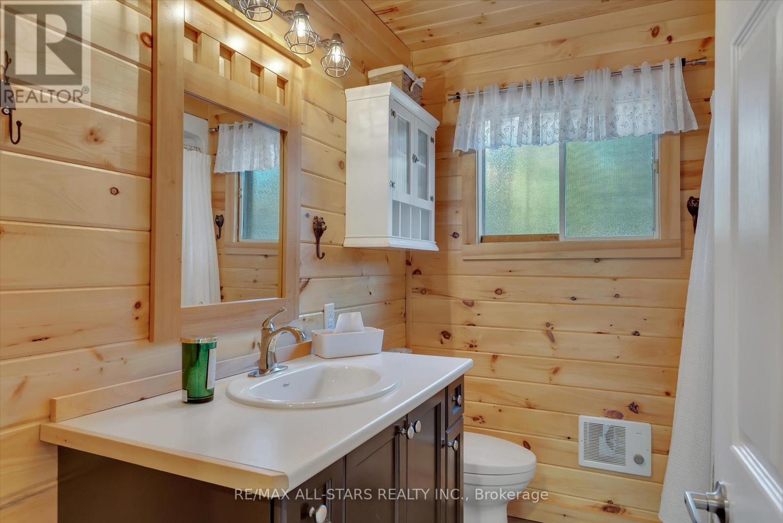 11 Little Bay Drive, Kawartha Lakes, Ontario  K0M 2L0 - Photo 32 - X12361953