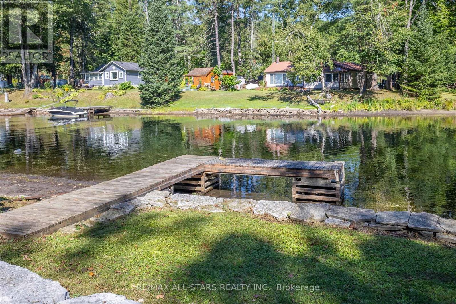 11 Little Bay Drive, Kawartha Lakes, Ontario  K0M 2L0 - Photo 9 - X12361953