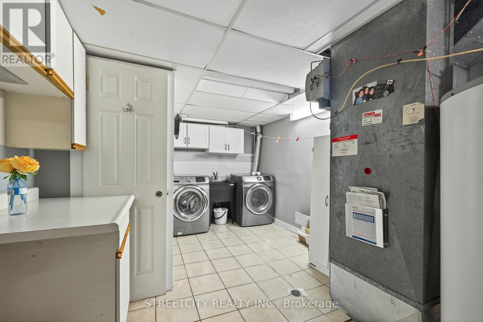 342 Ferndale Avenue, London South, Ontario  N6C 5J5 - Photo 27 - X12361970