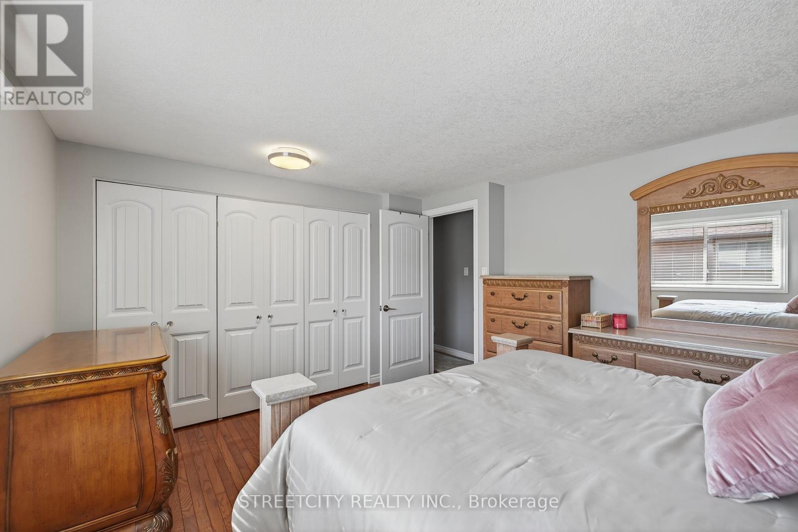 342 Ferndale Avenue, London South, Ontario  N6C 5J5 - Photo 31 - X12361970