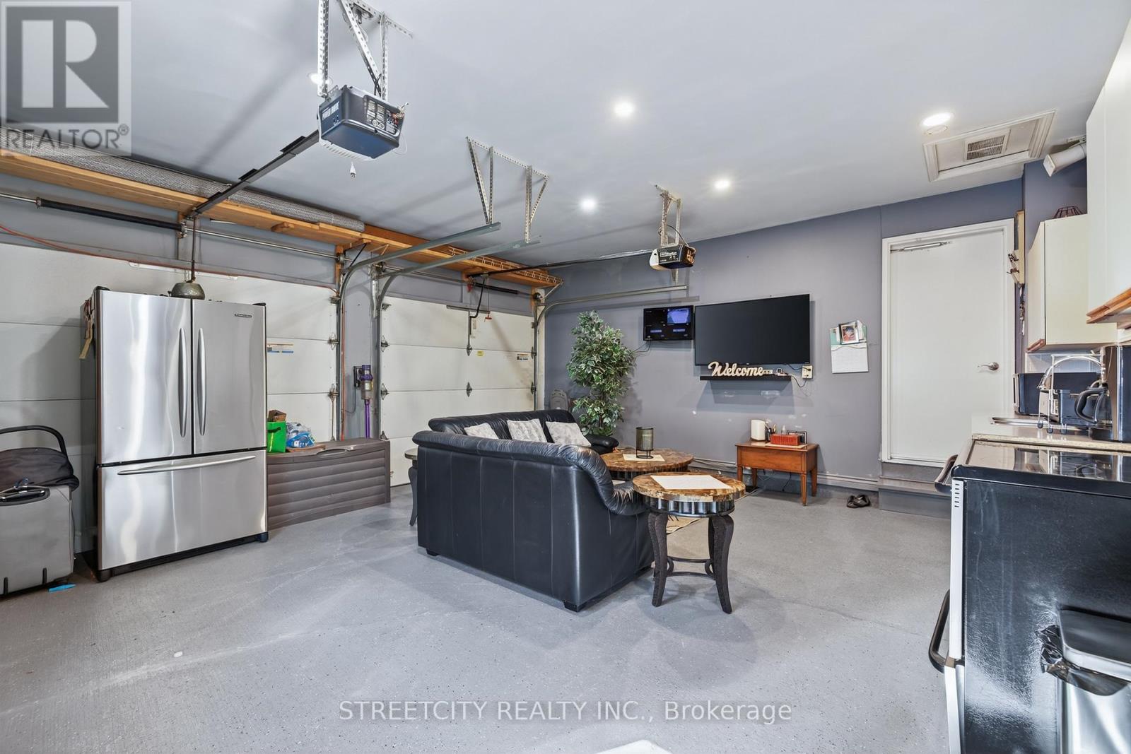342 Ferndale Avenue, London South, Ontario  N6C 5J5 - Photo 38 - X12361970