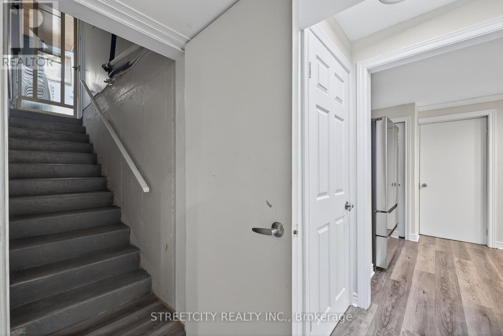 342 Ferndale Avenue, London South, Ontario  N6C 5J5 - Photo 41 - X12361970