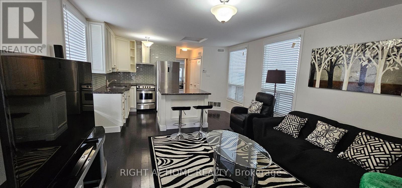 Property at 9 FORTY FIRST STREET image 2