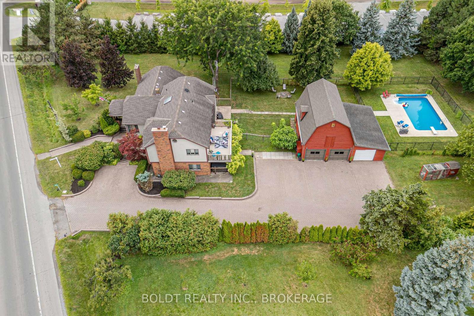 Property at 468 LAKESHORE ROAD image 4