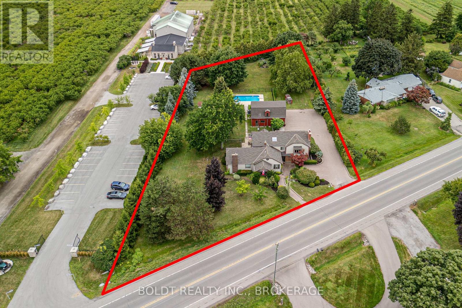 Property at 468 LAKESHORE ROAD image 5