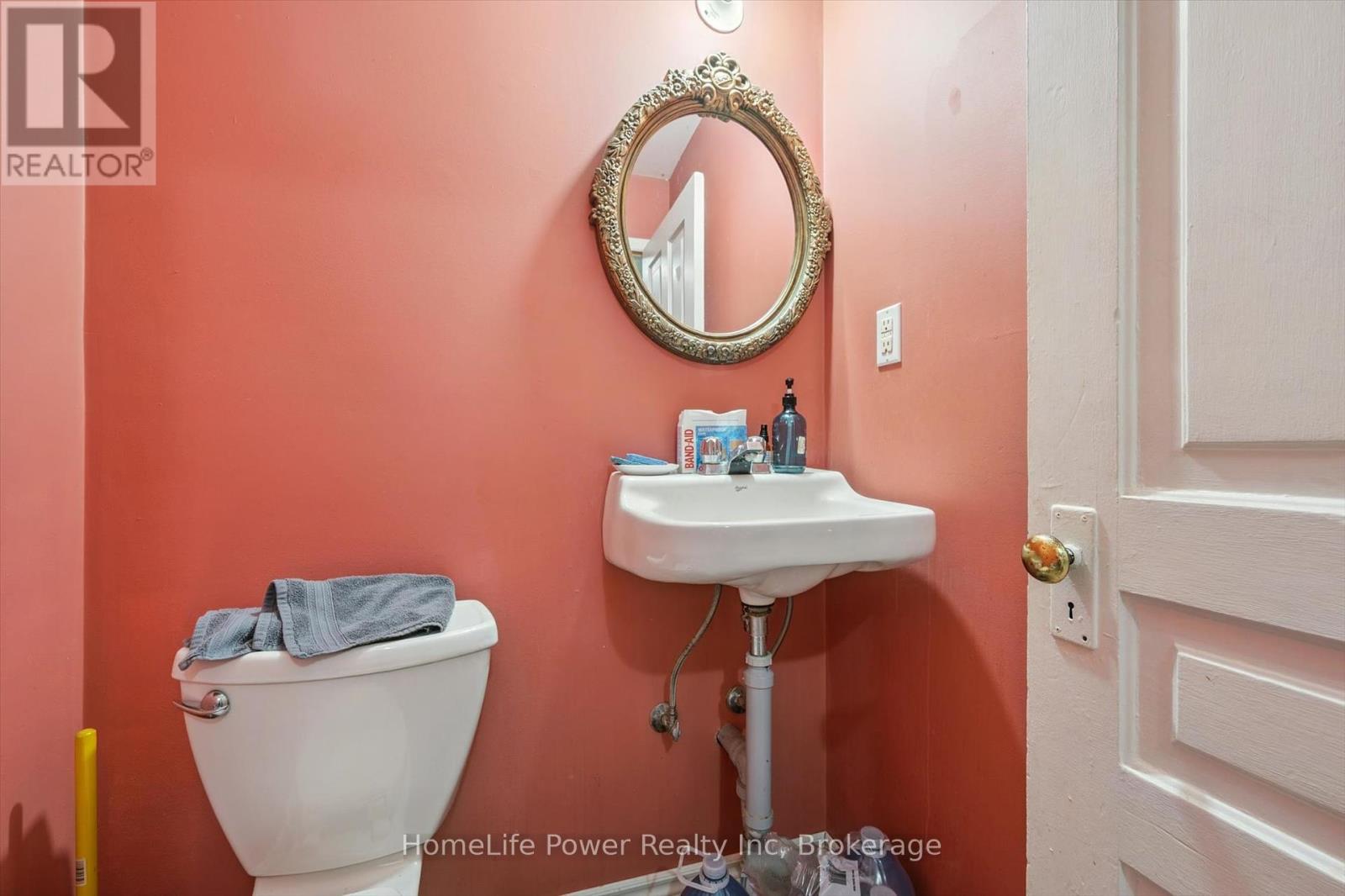 13 Quebec Street, Guelph (Downtown), Ontario  N1H 2T1 - Photo 21 - X12361991