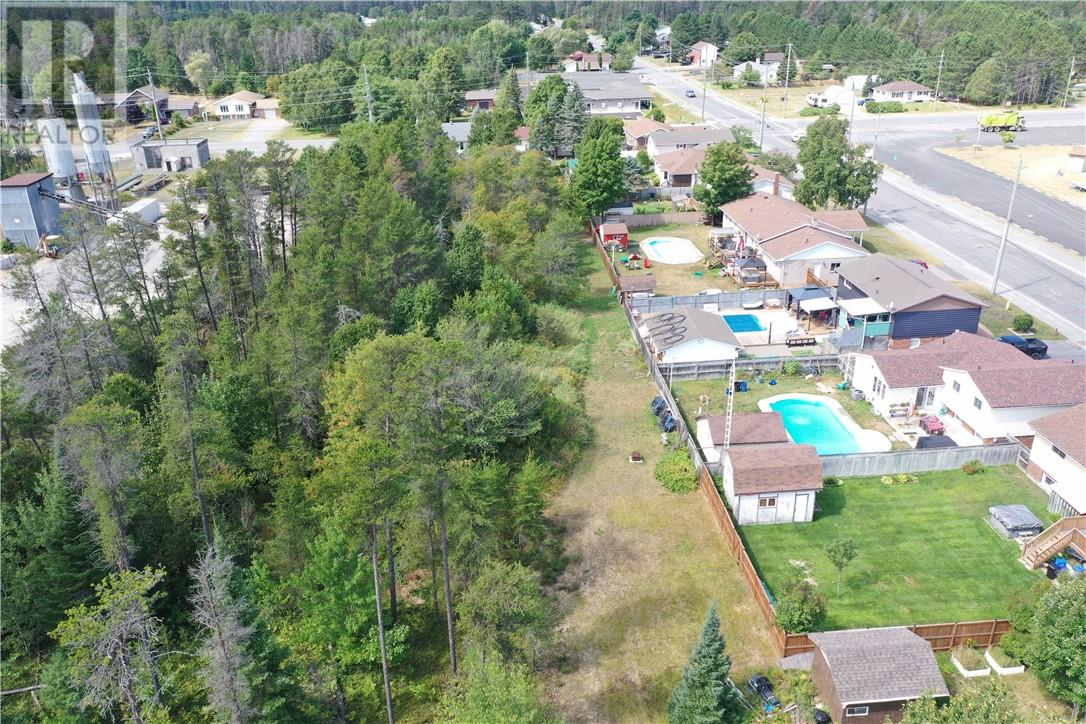 0 Queensway, Espanola, Ontario  P5E 1L7 - Photo 3 - 2124285