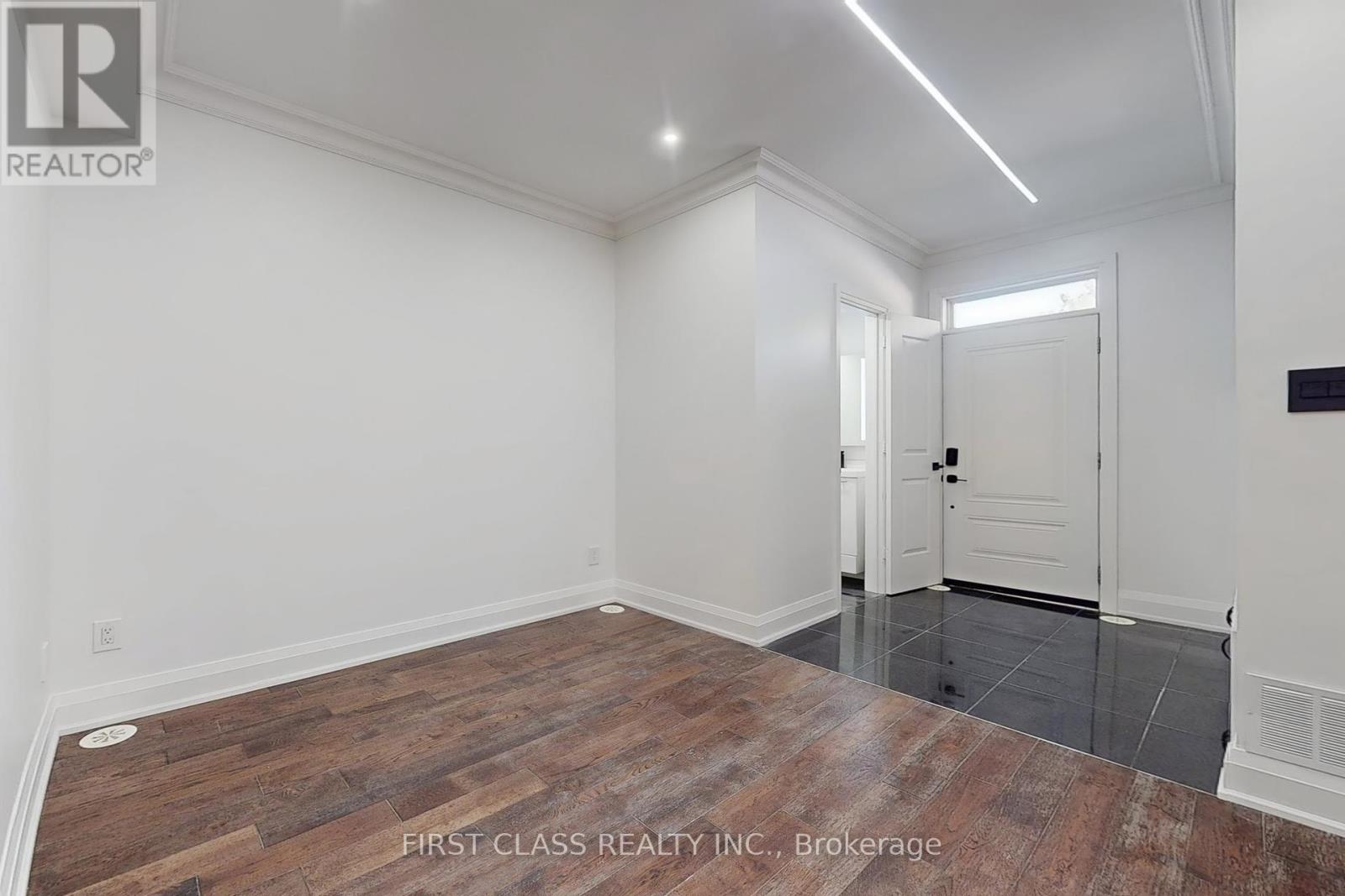Th 28 - 9 Oakburn Crescent, Toronto, Ontario  M2N 2T5 - Photo 16 - C12361957
