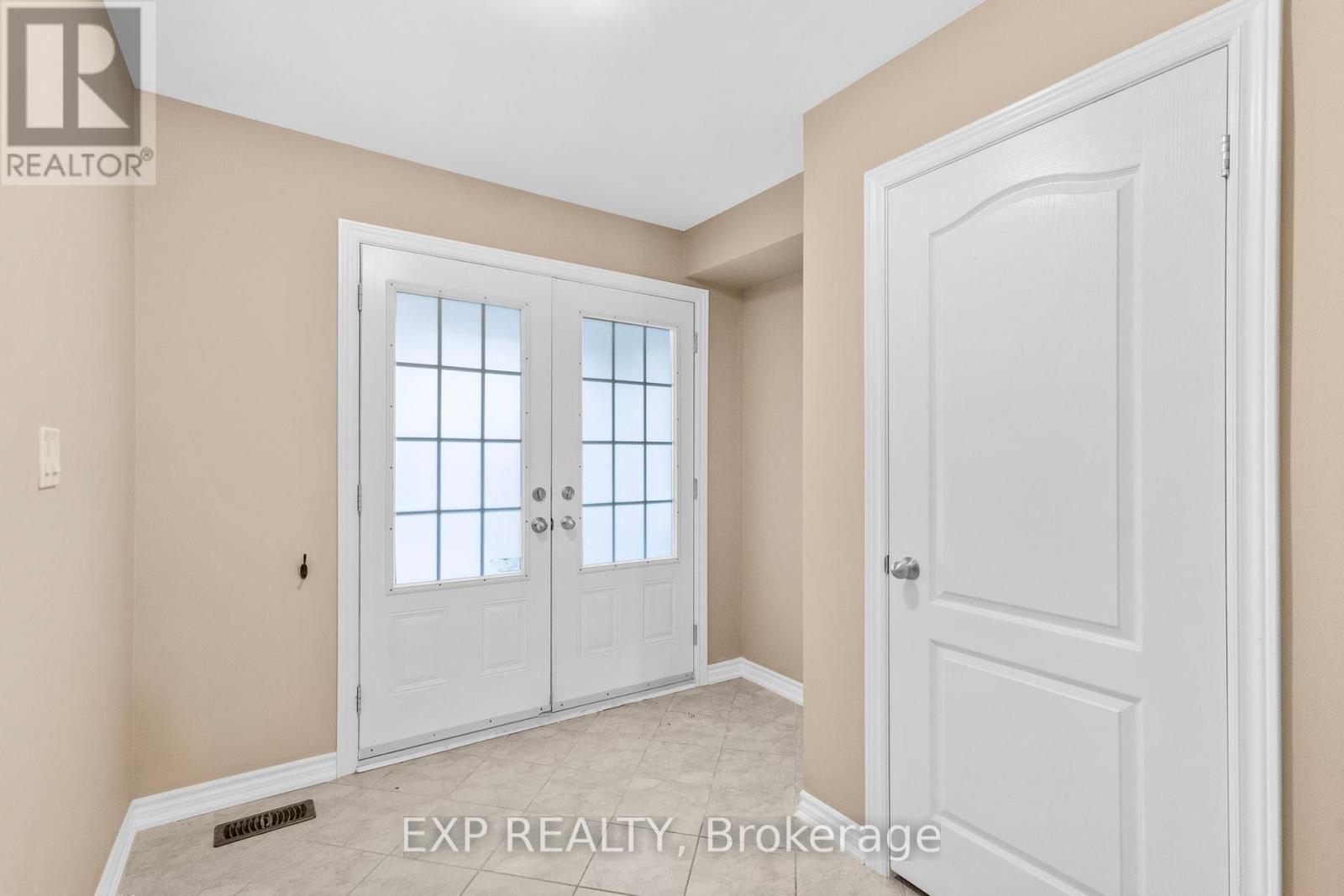 Property at 19 - 715 GRANDVIEW STREET N image 2