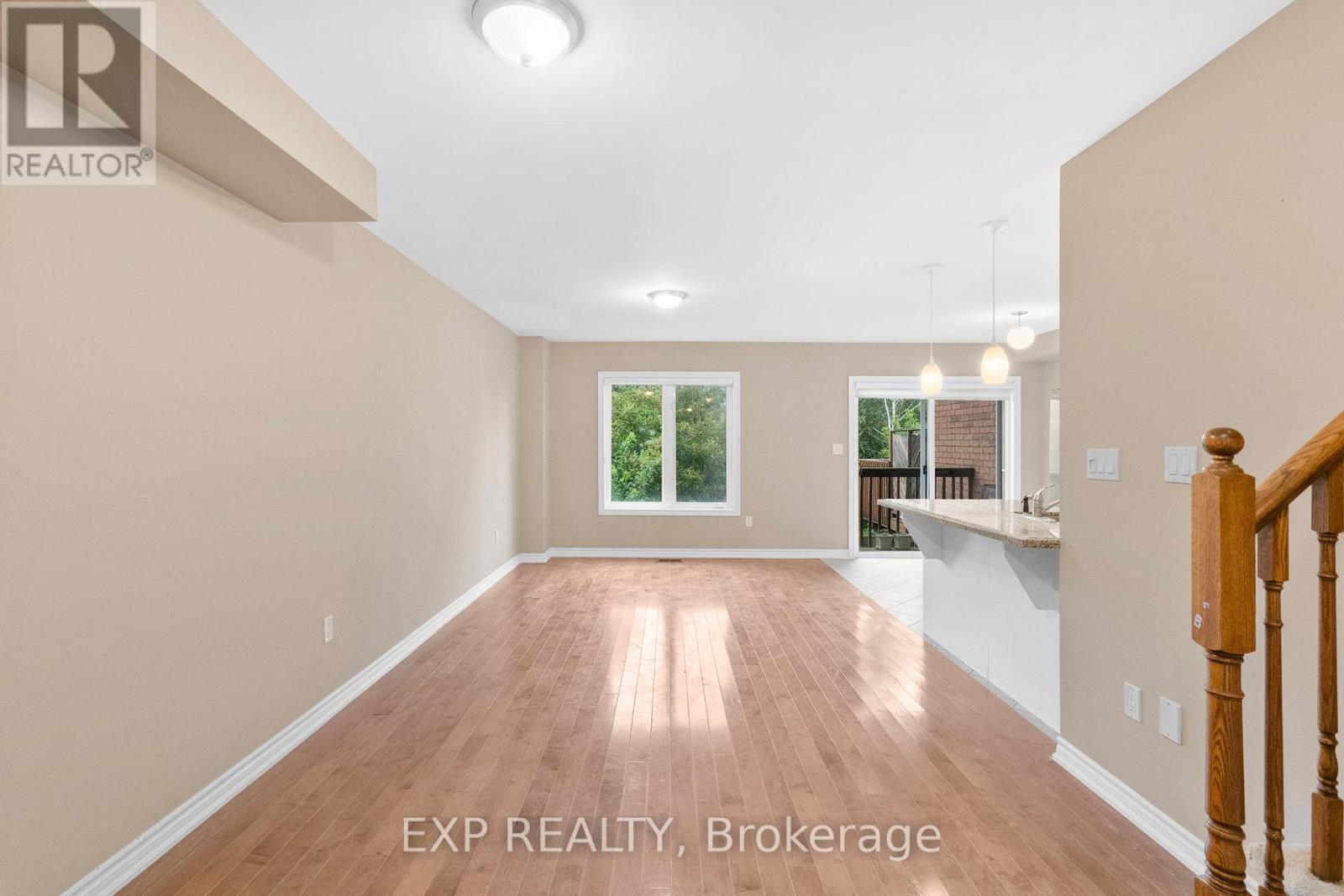 Property at 19 - 715 GRANDVIEW STREET N image 3