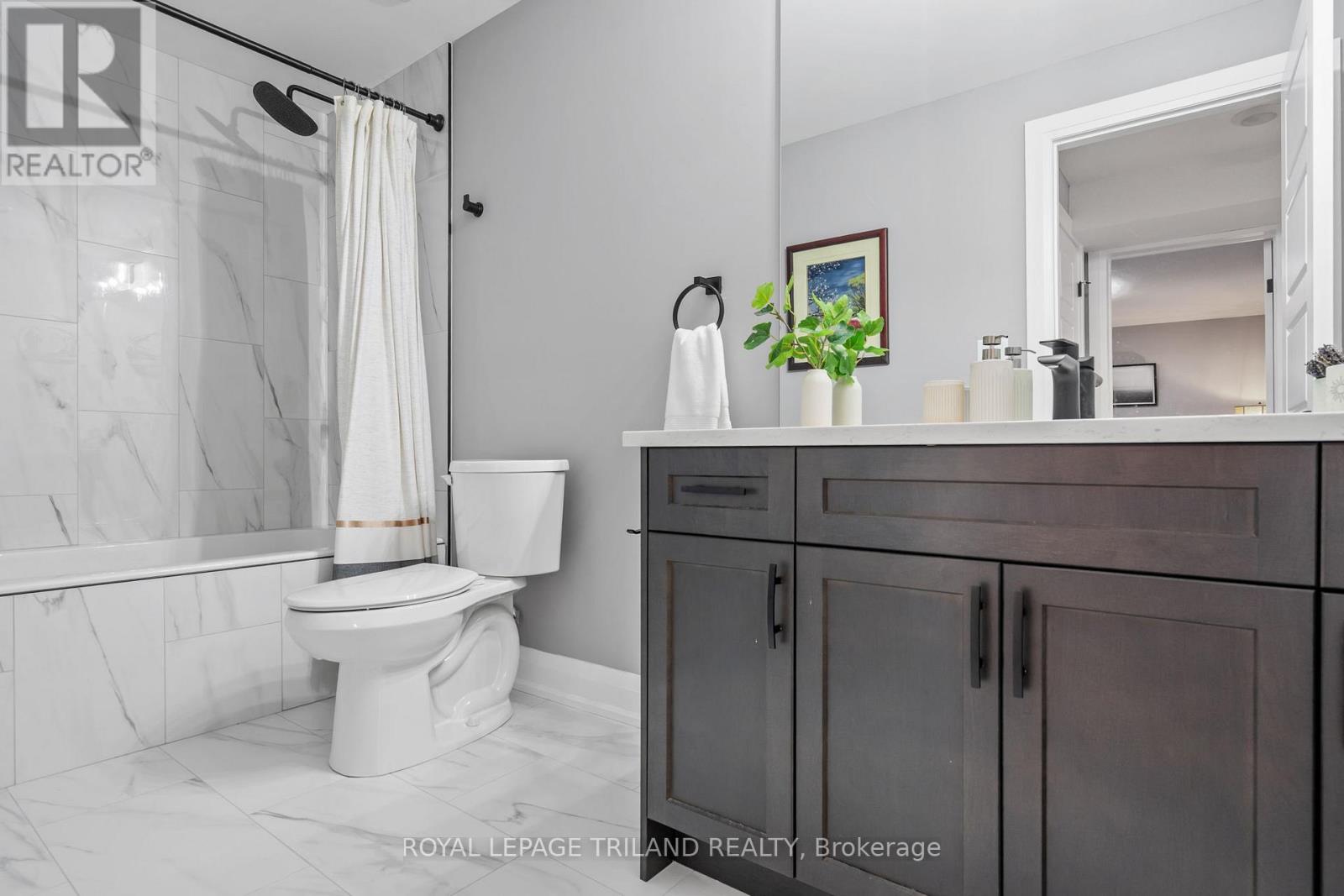 54 - 159 Collins Way, Strathroy-Caradoc, Ontario  N7G 0G8 - Photo 34 - X12362026