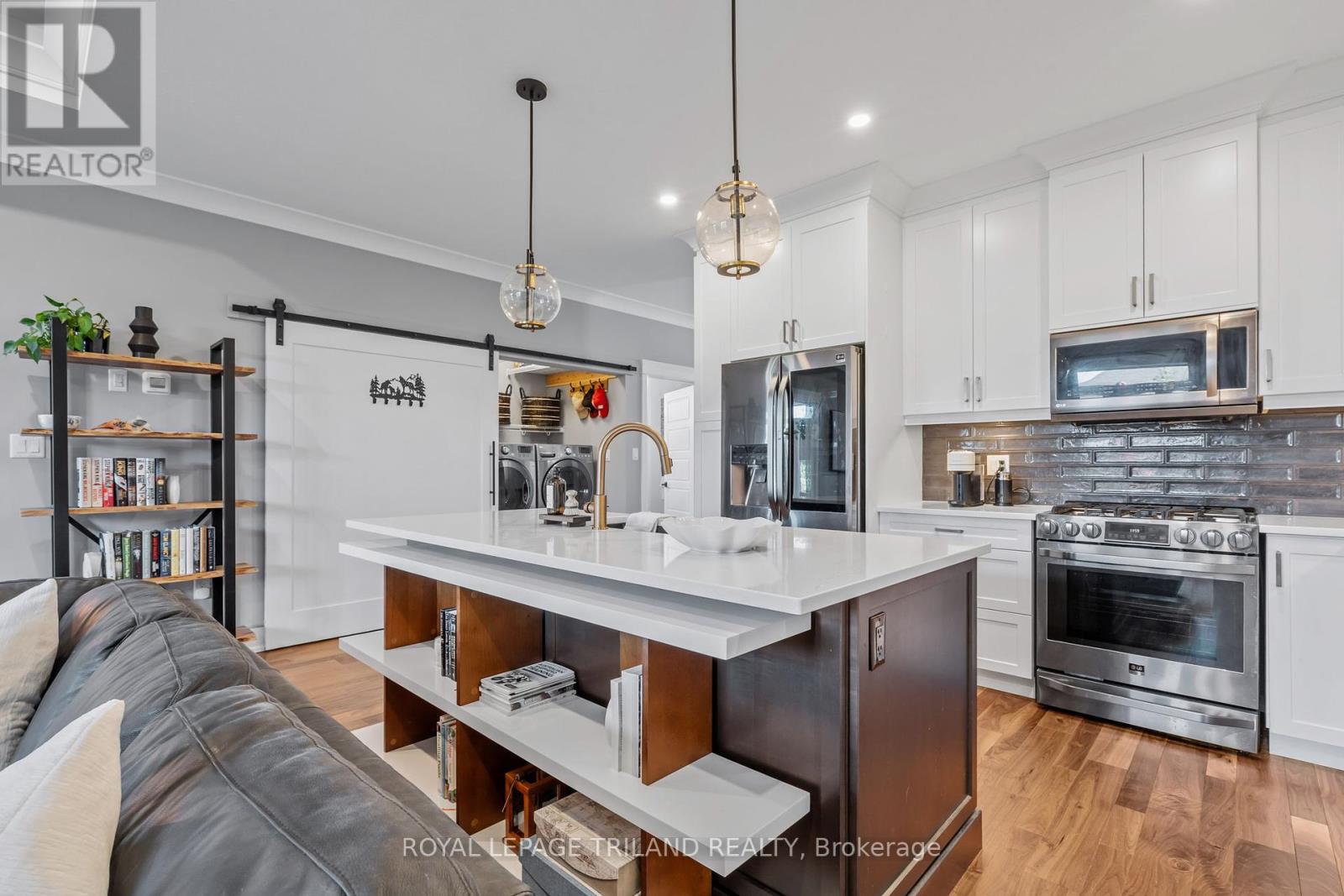 54 - 159 Collins Way, Strathroy-Caradoc, Ontario  N7G 0G8 - Photo 7 - X12362026