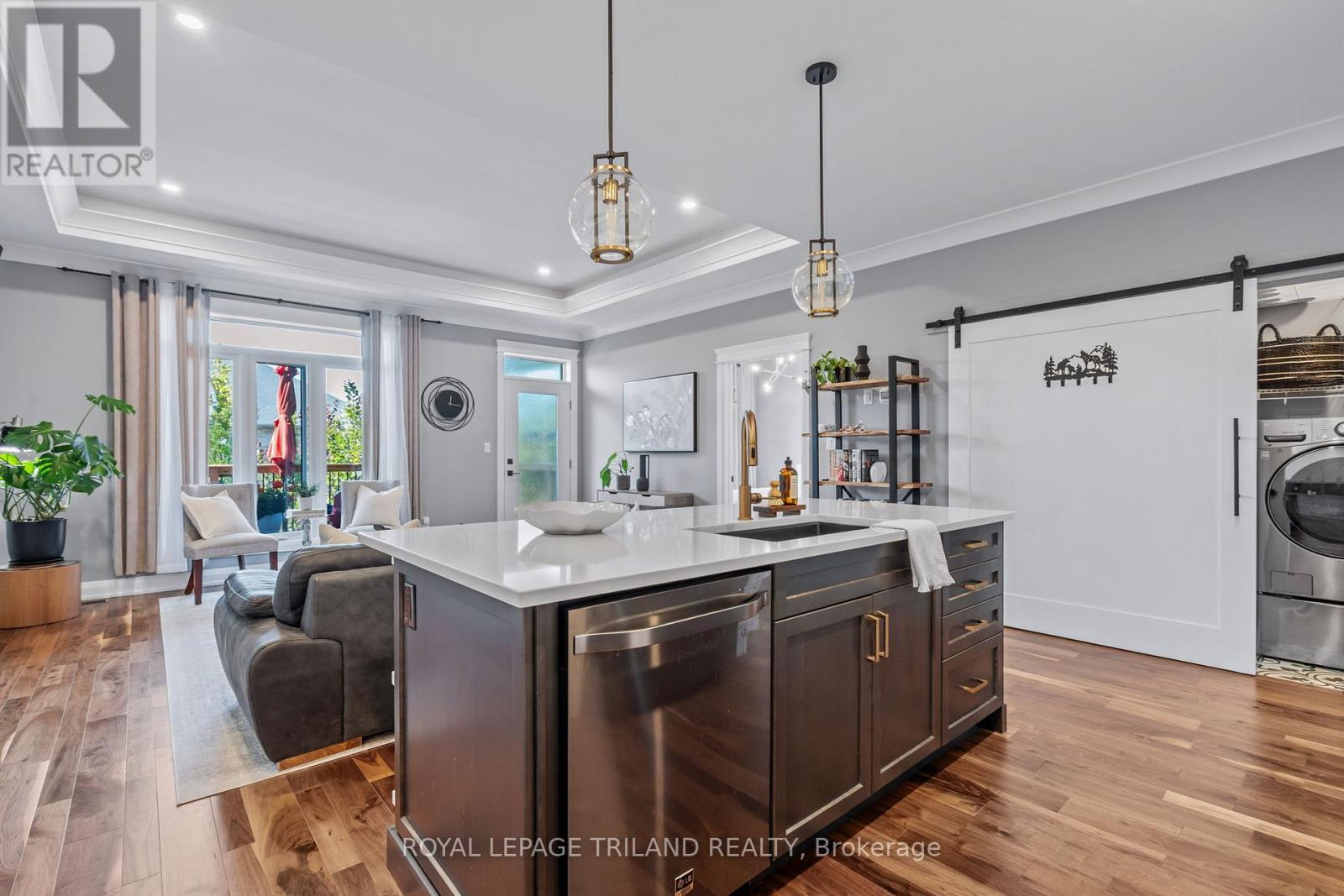54 - 159 Collins Way, Strathroy-Caradoc, Ontario  N7G 0G8 - Photo 9 - X12362026