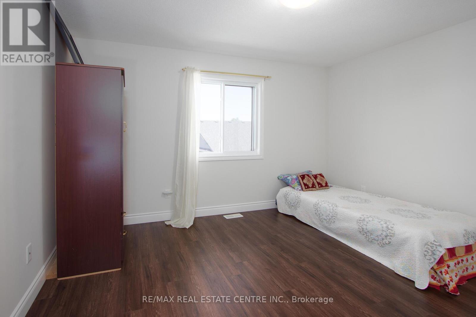 48 Cash Crescent, Ingersoll, Ontario  N5C 0E2 - Photo 26 - X12361966