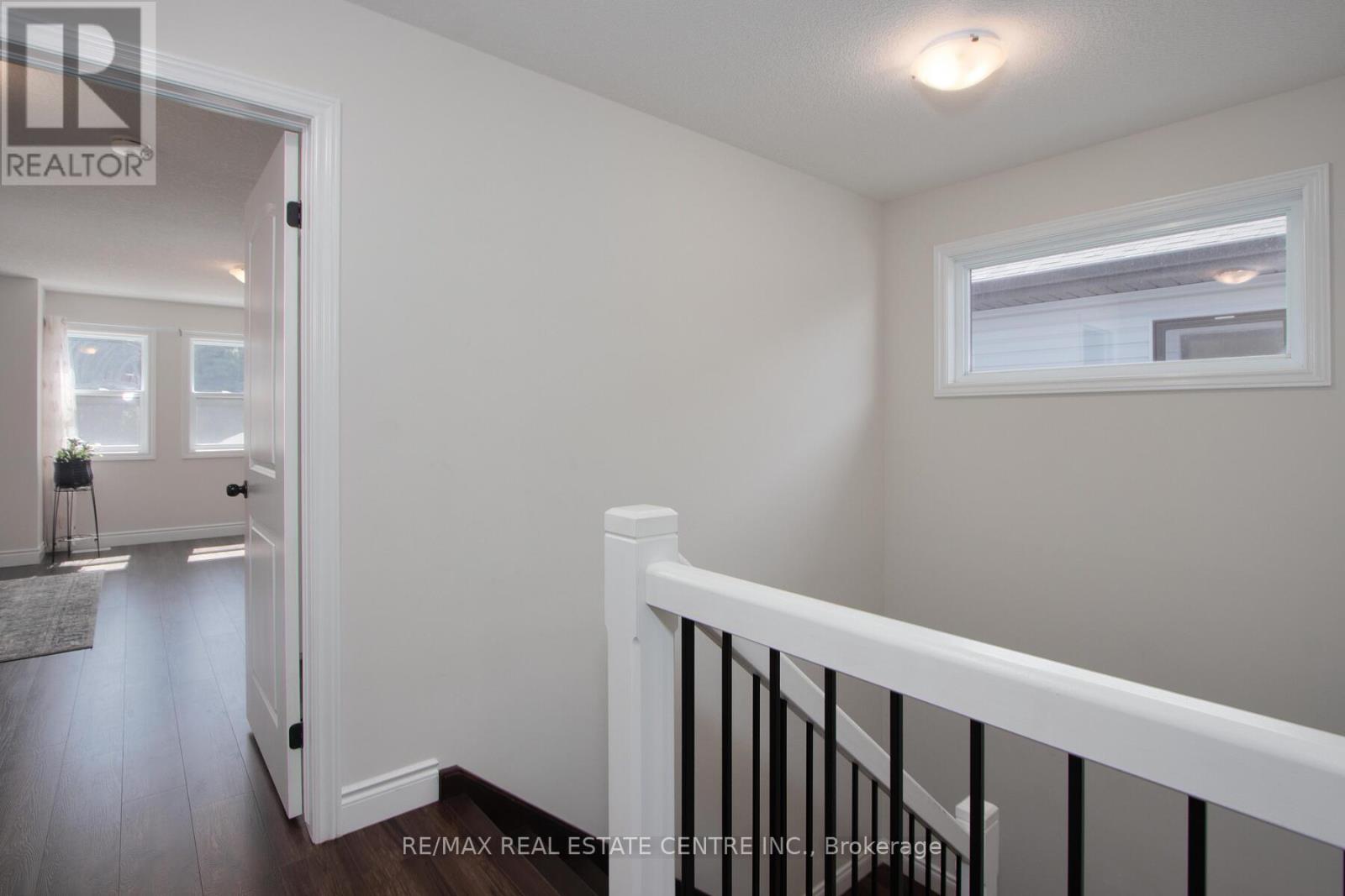 48 Cash Crescent, Ingersoll, Ontario  N5C 0E2 - Photo 28 - X12361966