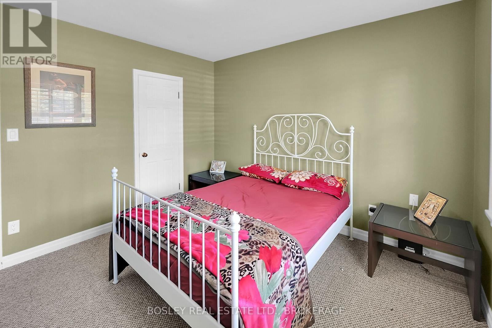 6616 Riall Street, Niagara Falls, Ontario  L2J 1Z6 - Photo 15 - X12361999