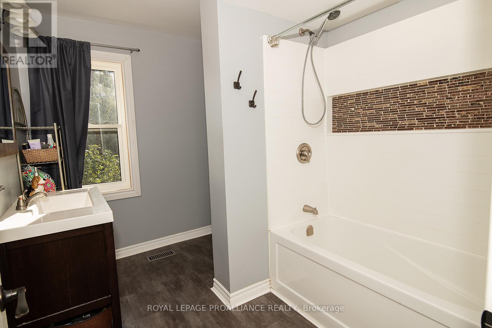 2973 County 14 Road, Stone Mills, Ontario K0K 1Z0 - Photo 22 - X12359079