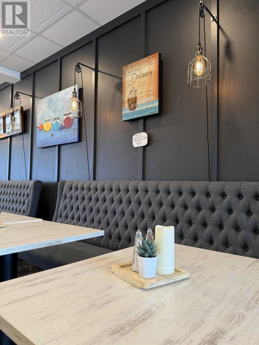 2732 Main Street, Clark's Harbour, Nova Scotia  B0W 1P0 - Photo 15 - 202502052