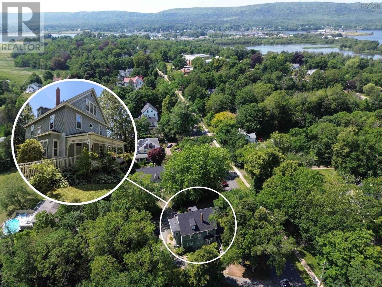 703 Saint George Street, Annapolis Royal, Nova Scotia