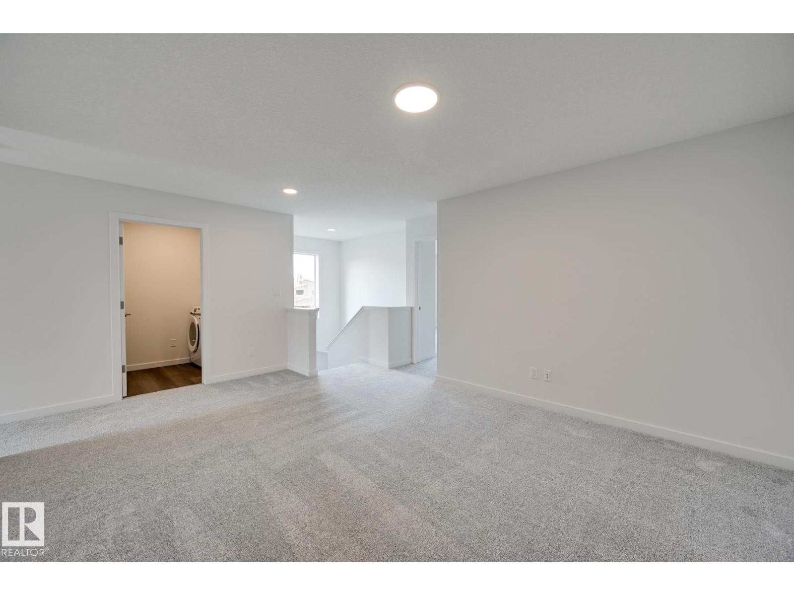 9106 Elves Lo Nw, Edmonton, Alberta  T6M 3G2 - Photo 23 - E4454557