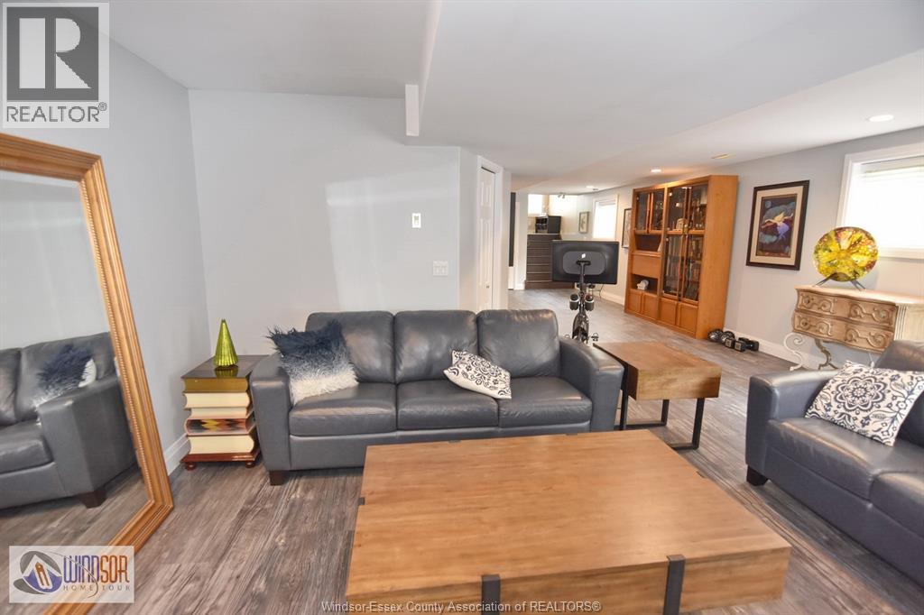 2271 Lamont Street, Windsor, Ontario  N9E 4X5 - Photo 22 - 25021462