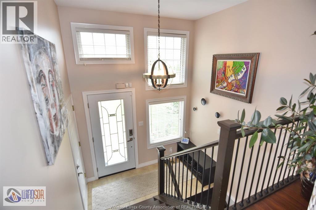 2271 Lamont Street, Windsor, Ontario  N9E 4X5 - Photo 3 - 25021462