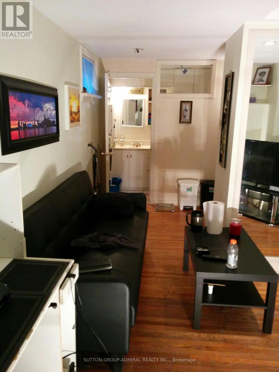59 Dallas Road, Toronto, Ontario  M2R 2J3 - Photo 22 - C12362019