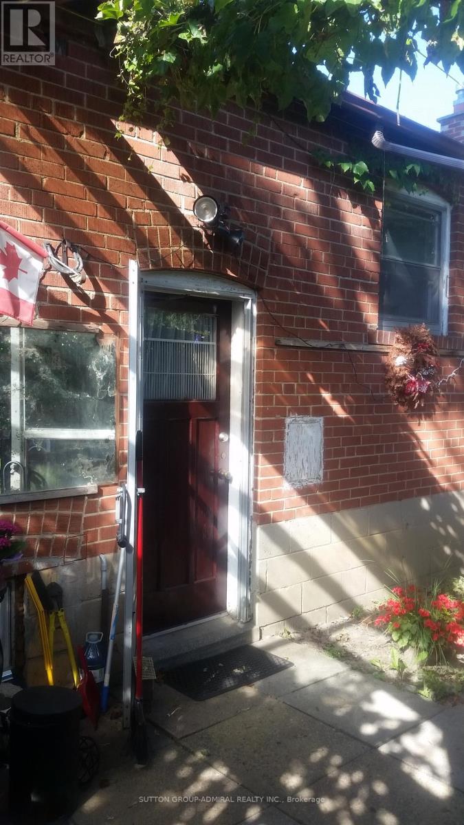 59 Dallas Road, Toronto, Ontario  M2R 2J3 - Photo 26 - C12362019