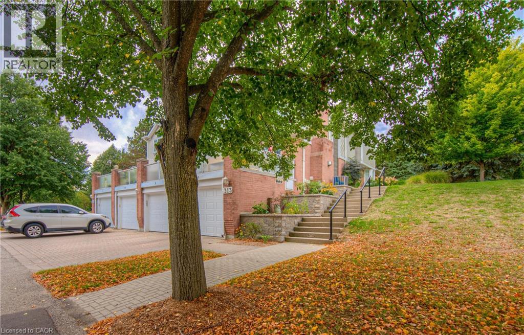 Property at 313 GEORGE Street N Unit# 4 image 3