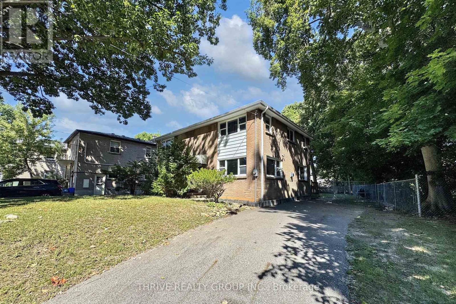 201 Barry Place, London North, Ontario  N6H 1K2 - Photo 1 - X12362132