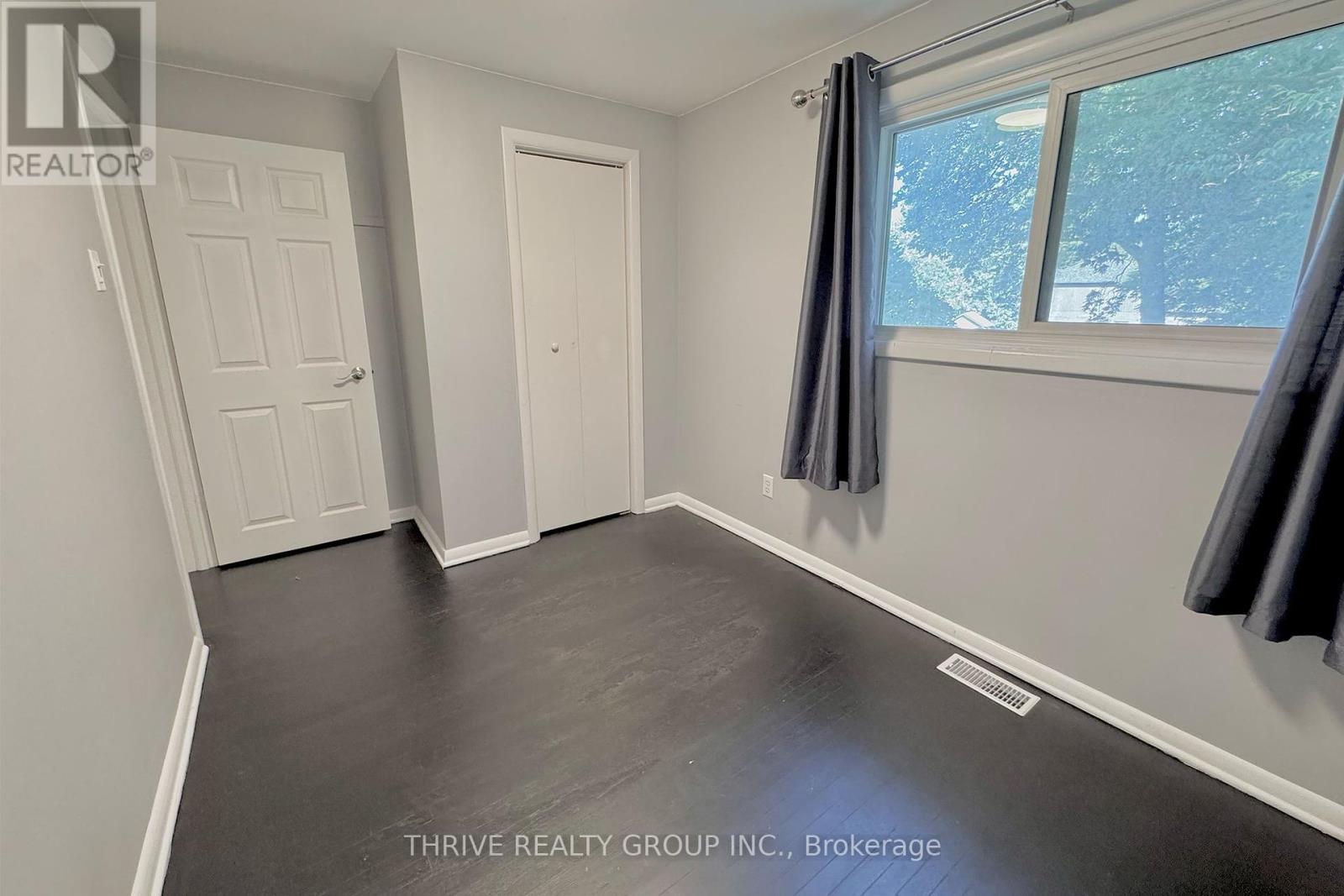 201 Barry Place, London North, Ontario  N6H 1K2 - Photo 17 - X12362132