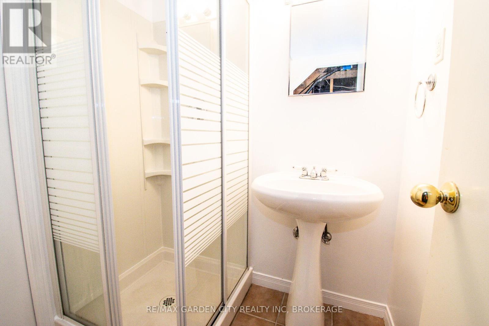 1171 Maple Street, Pelham, Ontario  L0S 1C0 - Photo 27 - X12336641