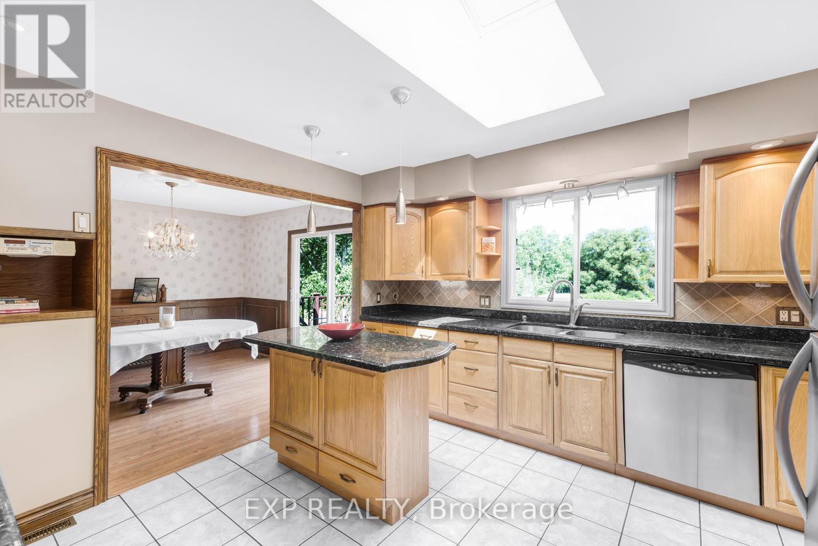 3990 Mount Albert Road, East Gwillimbury, Ontario  L0G 1V0 - Photo 7 - N12361998