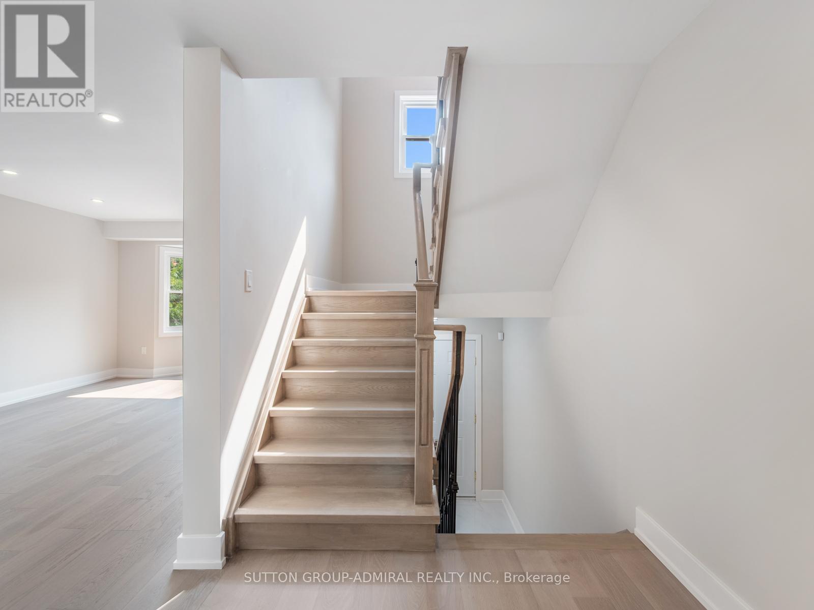 12 Tova Place, Vaughan, Ontario  L4J 8C4 - Photo 11 - N12362029