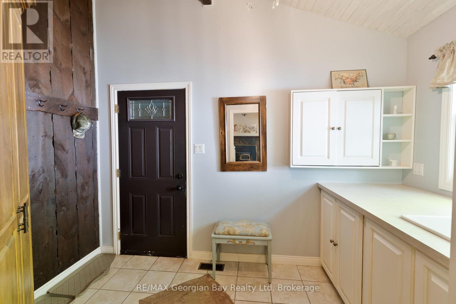 133 Timcourt Drive, Tiny, Ontario  L9M 0B9 - Photo 3 - S12362036
