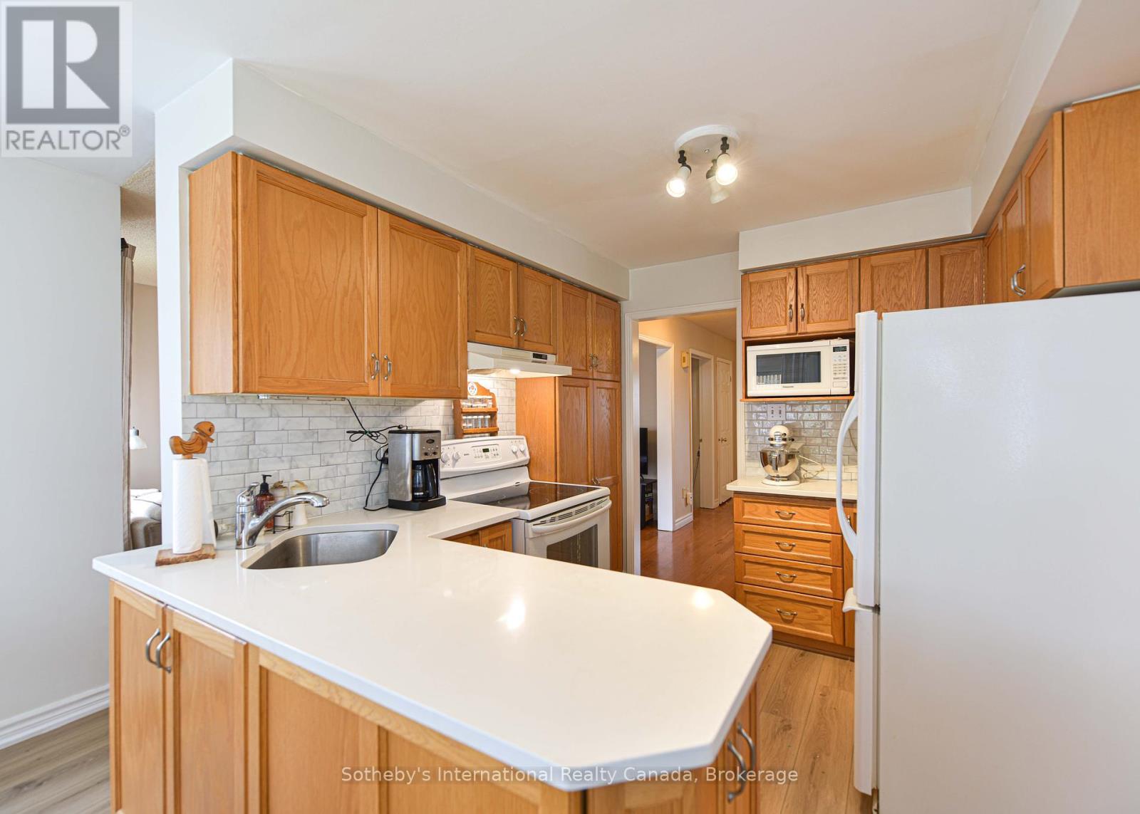 13 Burke Drive, Barrie, Ontario  L4N 7J3 - Photo 11 - S12362131
