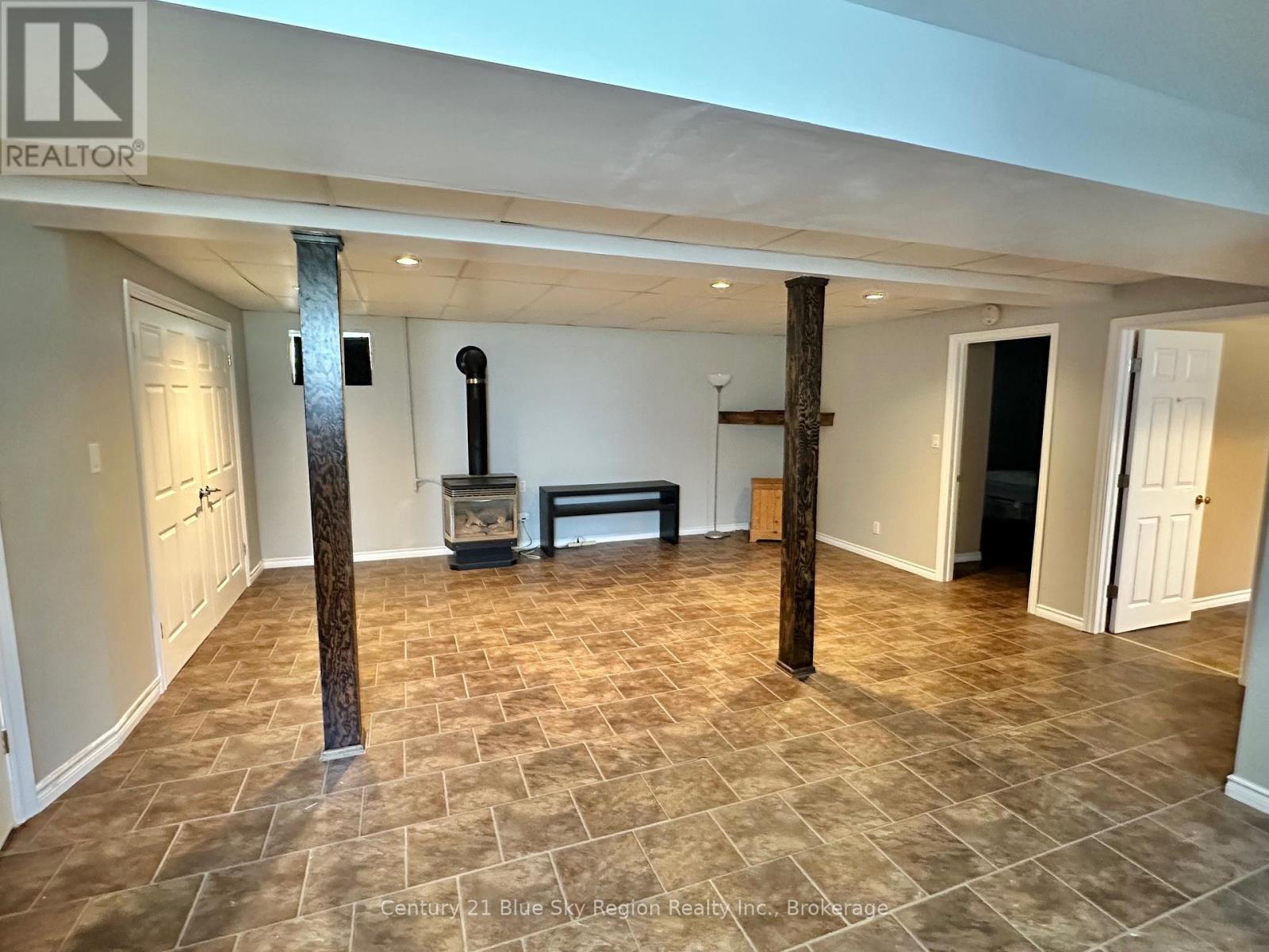 131 6th Street, Mattawa, Ontario  P0H 1V0 - Photo 17 - X12362041