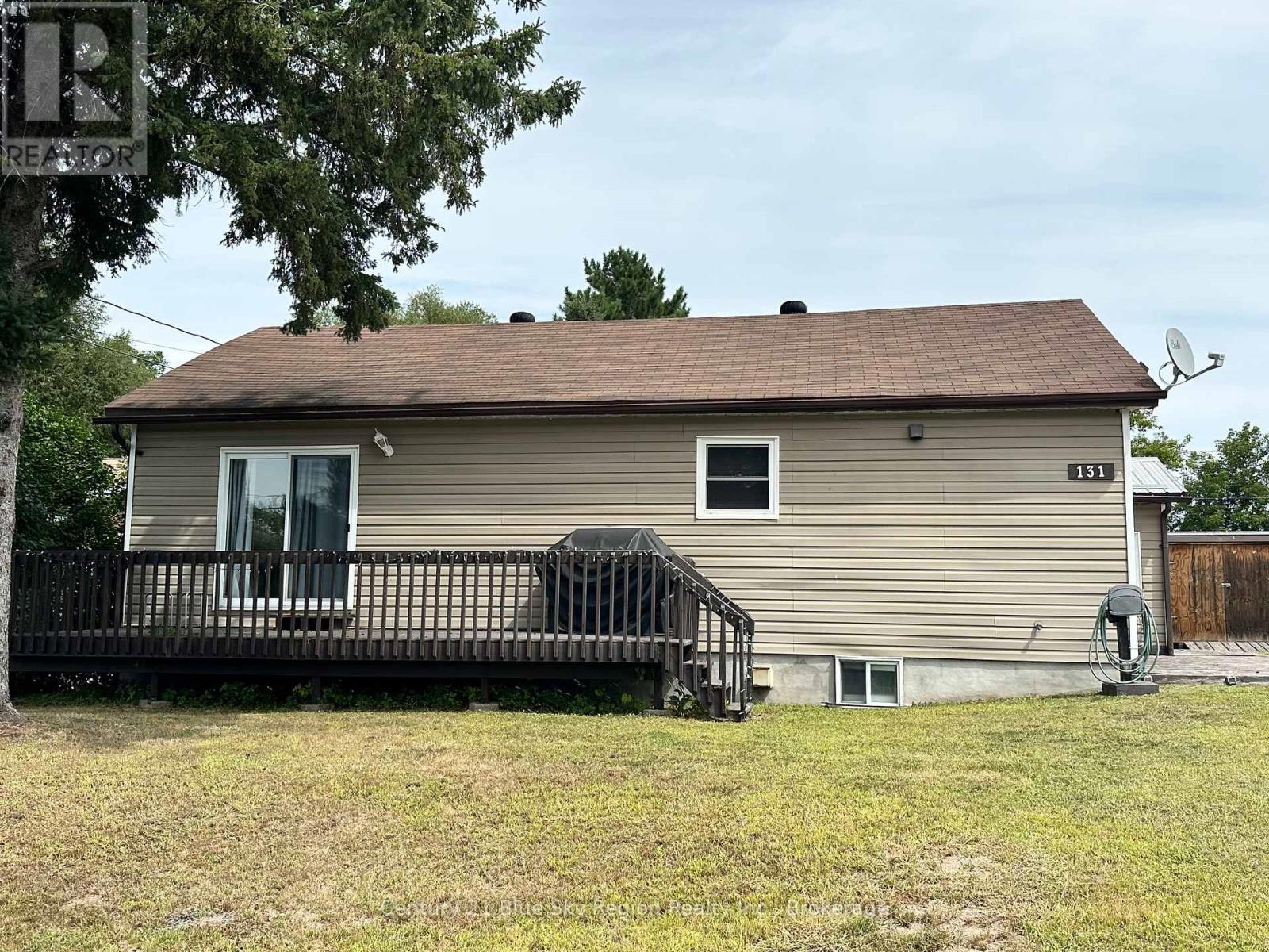 131 6th Street, Mattawa, Ontario  P0H 1V0 - Photo 2 - X12362041