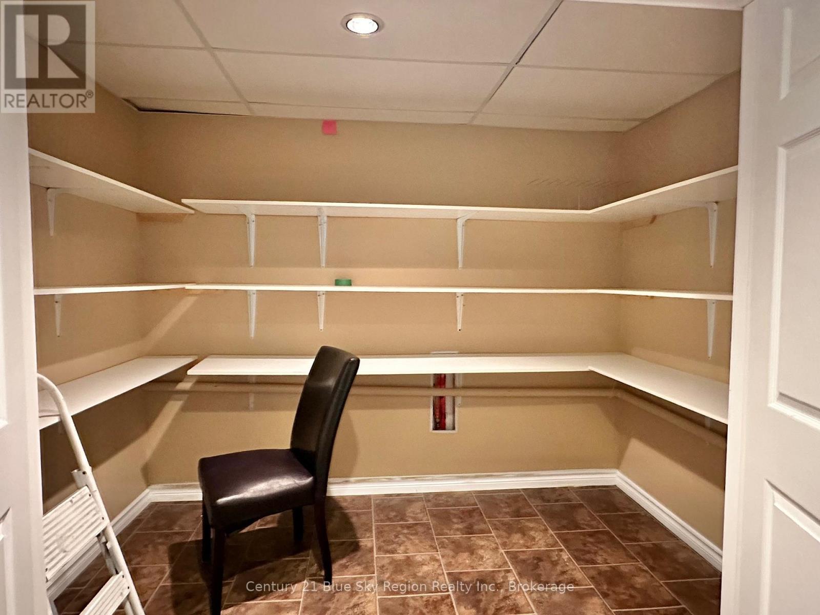 131 6th Street, Mattawa, Ontario  P0H 1V0 - Photo 22 - X12362041