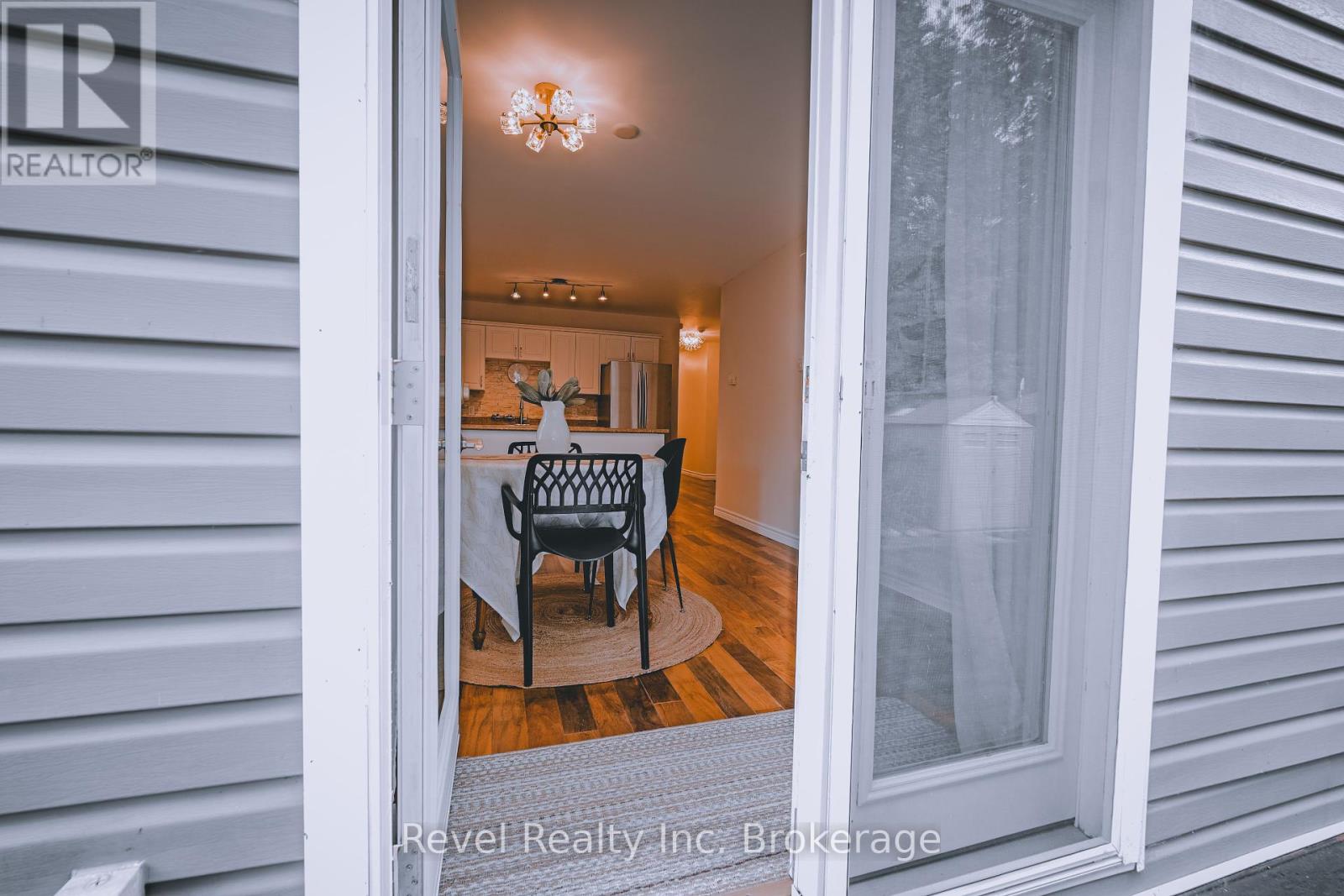 256 Thelma Avenue, North Bay, Ontario  P1A 4M8 - Photo 22 - X12362143