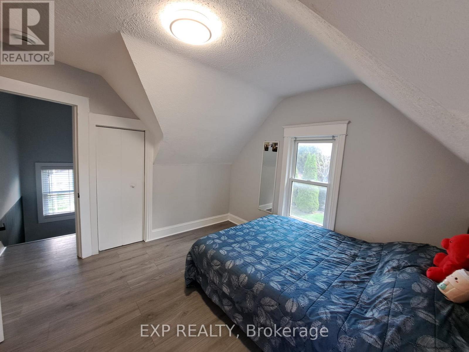 41 Kent Street, Welland, Ontario  L3B 3H2 - Photo 16 - X12362098